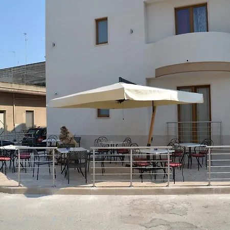 Marilena Coppularossa 4*