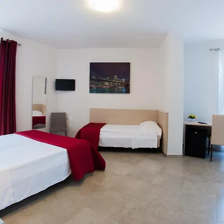 Marilena Coppularossa 住宿加早餐酒店 4*